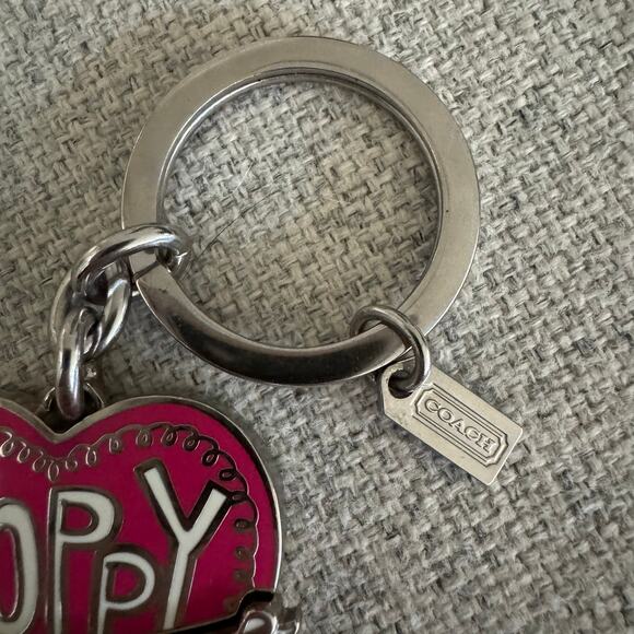 Vintage Poppy Coach Heart Keychain - Picture 3 of 4